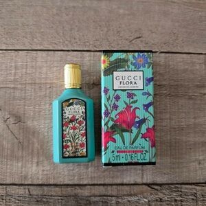 Gucci Flora Eau de Parfum - Teal and Gold